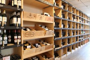 wijnrekken en stellingen Mondovino